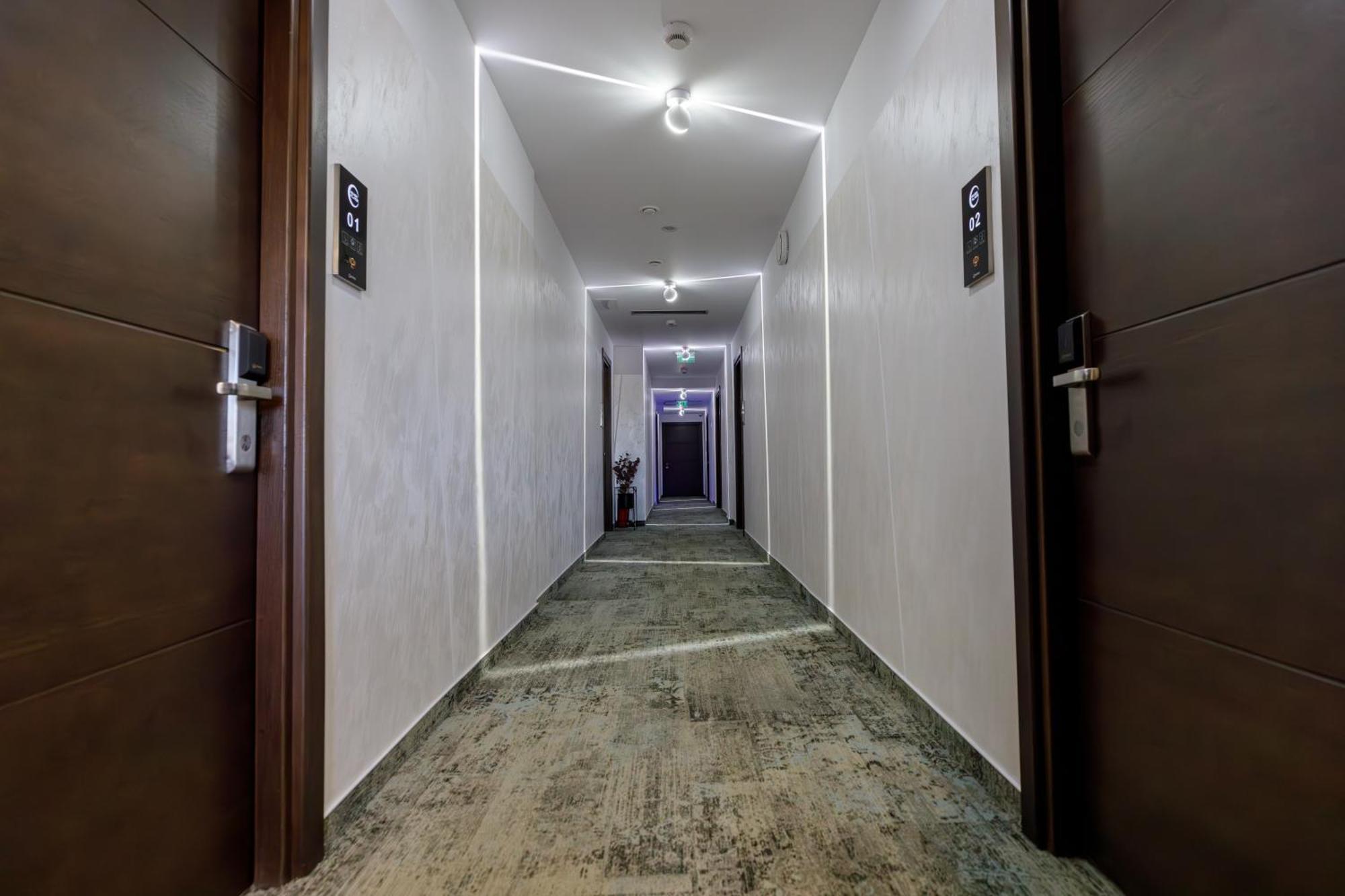 River Place ปีเตช ภายนอก รูปภาพ